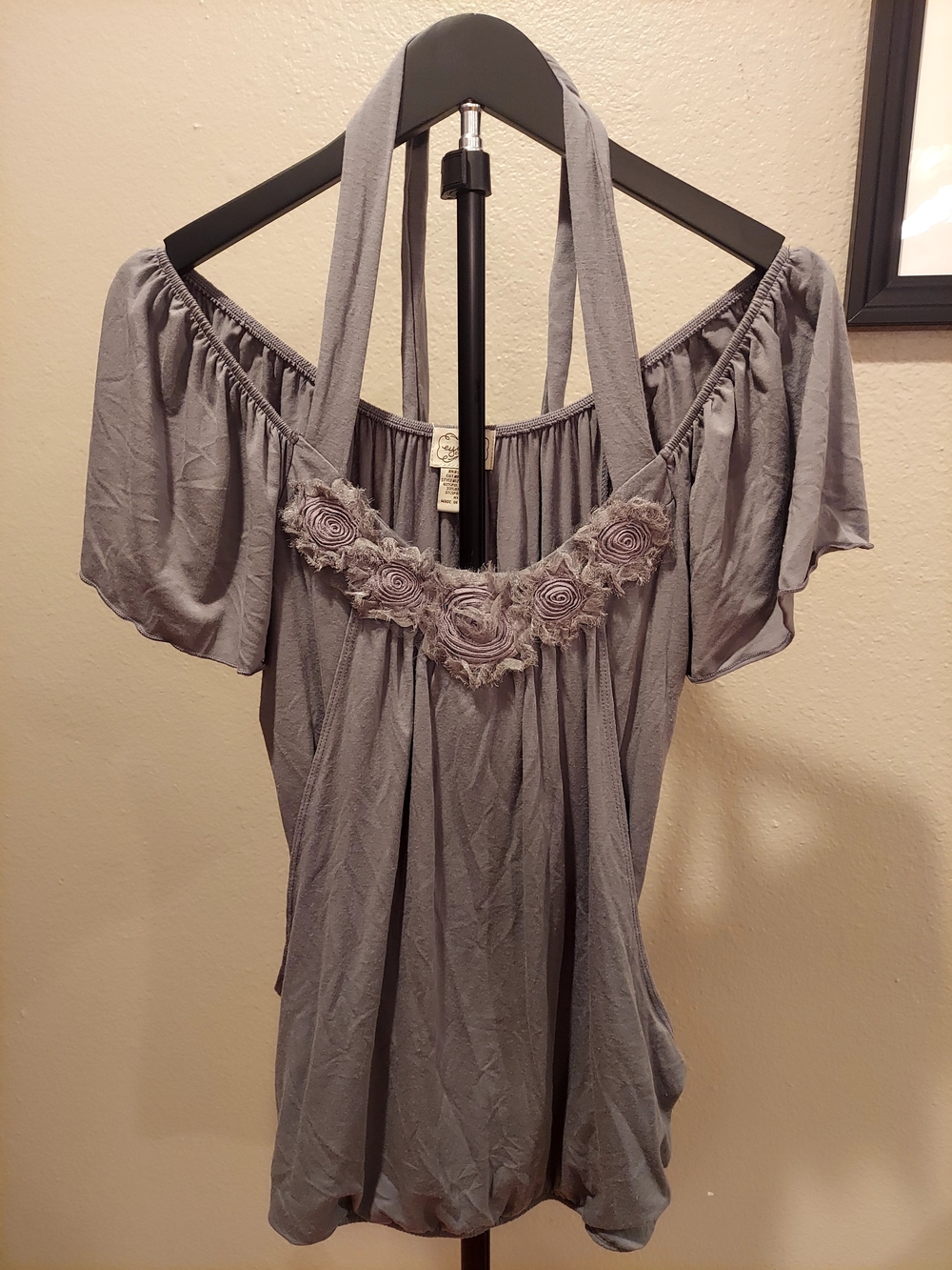 Eyelash Couture Grey Off-Shoulder Floral-Trim Camisole